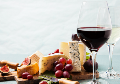 Taller de vinos y quesos en Château La Tour Carnet