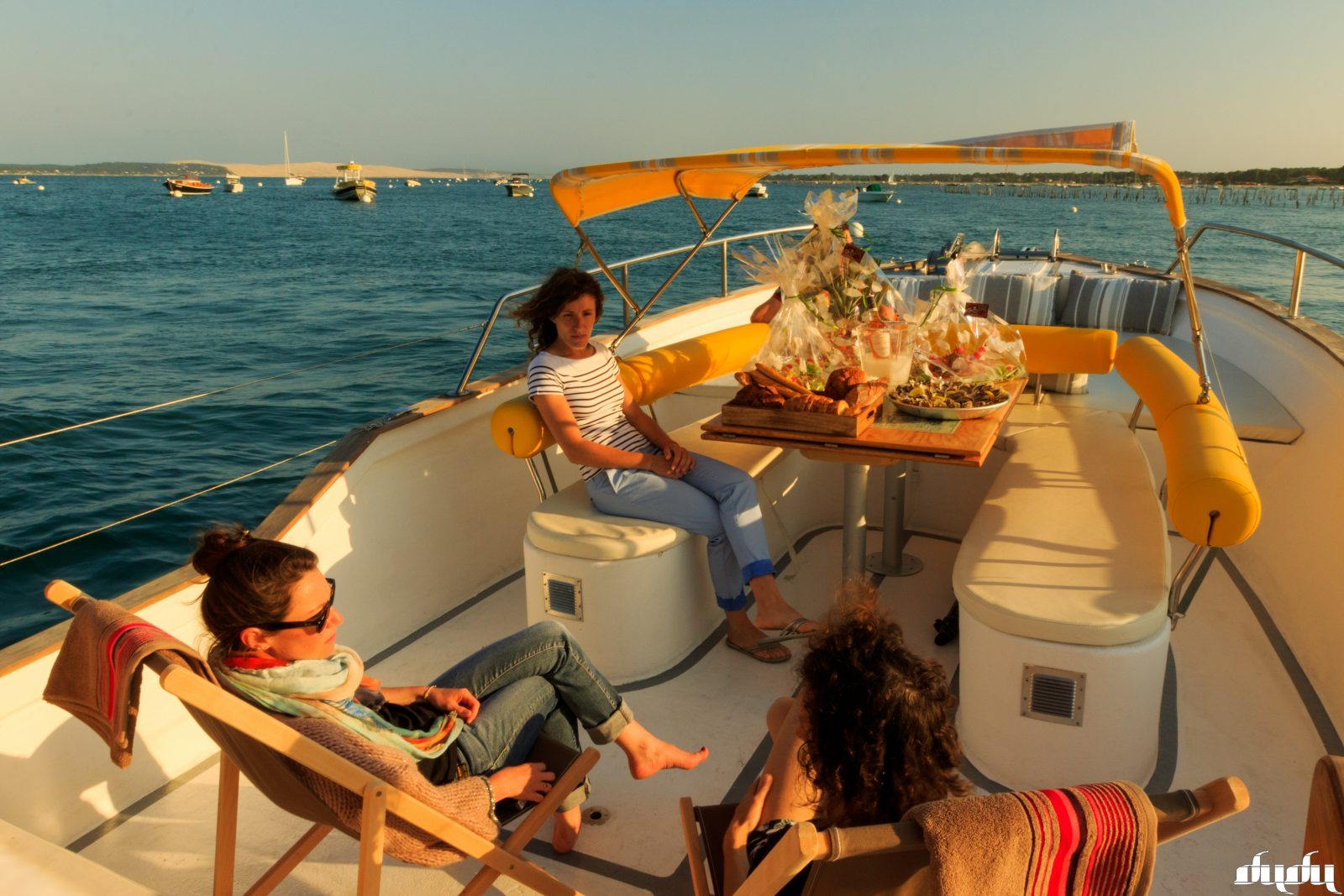 Bat'express – Speedboat Modern Barge ITZELA – Sunset aperitif tasting – Bassin d'Arcachon