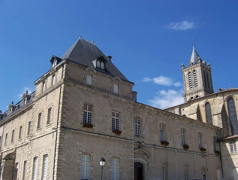 La-Reole—Abbaye-des-Benedictins–2–2016-3-2
