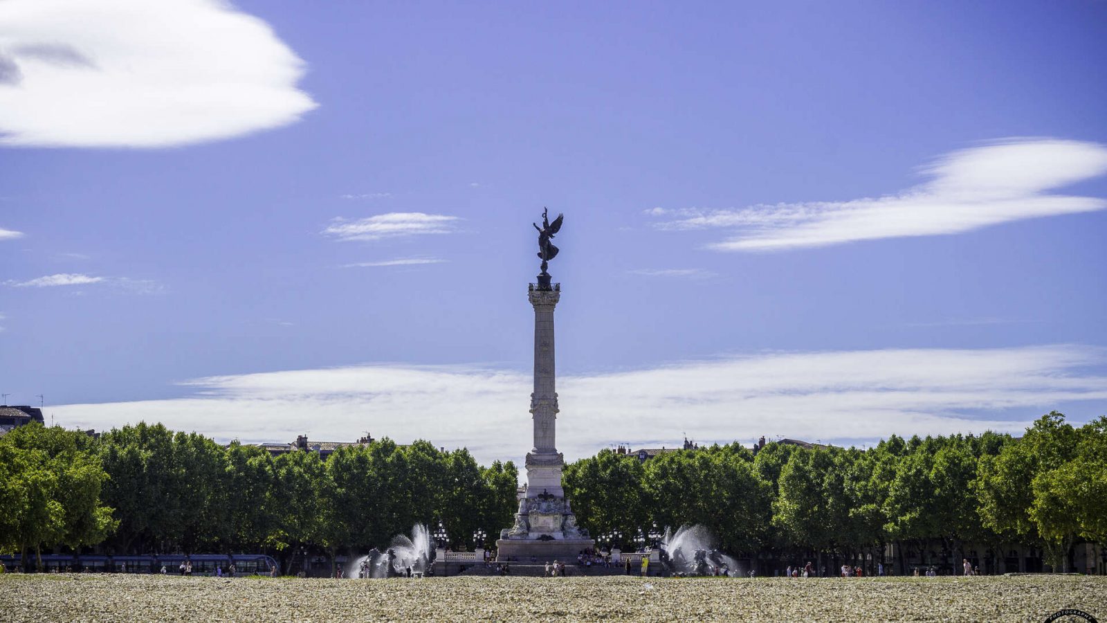 Monument-aux-Girondins-Alexandre-Peribe-Photography
