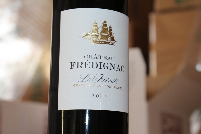 kasteel-fredignac-wijngaard-blaye-cotes-de-bordeaux-st-martin-lacaussade-800×600