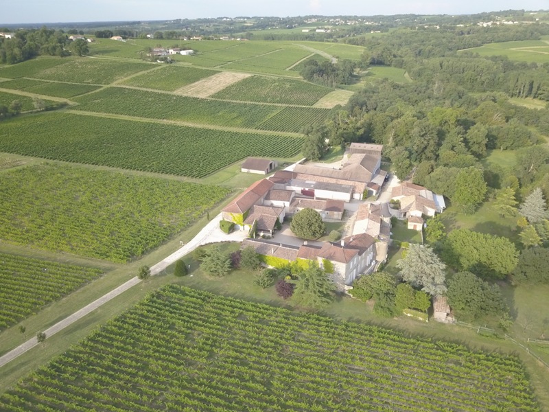 Schloss Monconseil Gazin Blaye Côtes de Bordeaux Plassac 800×600