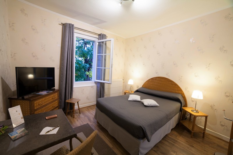 hotel-auberge-du-porche-blaye-room-arome-800×600